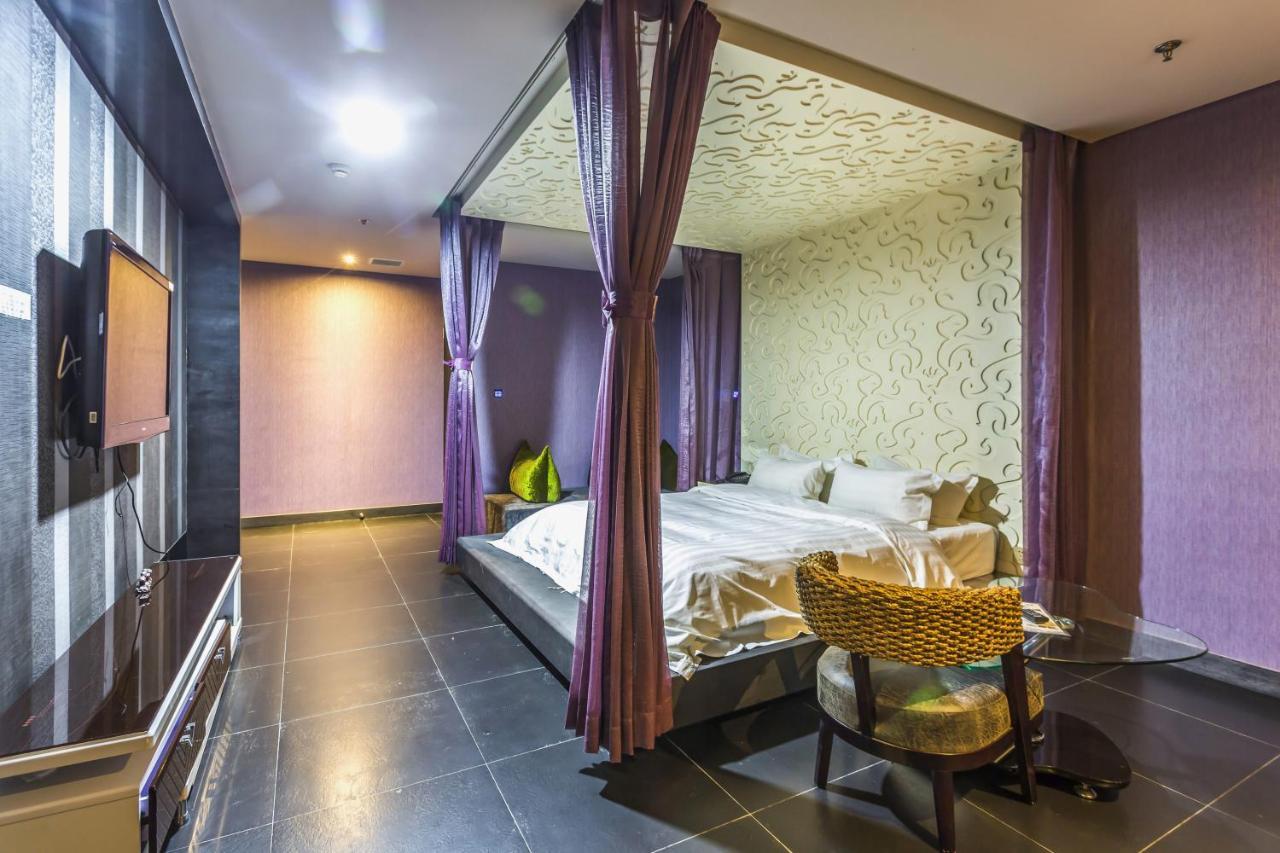 Qingdao Heng Bo Hotel Экстерьер фото