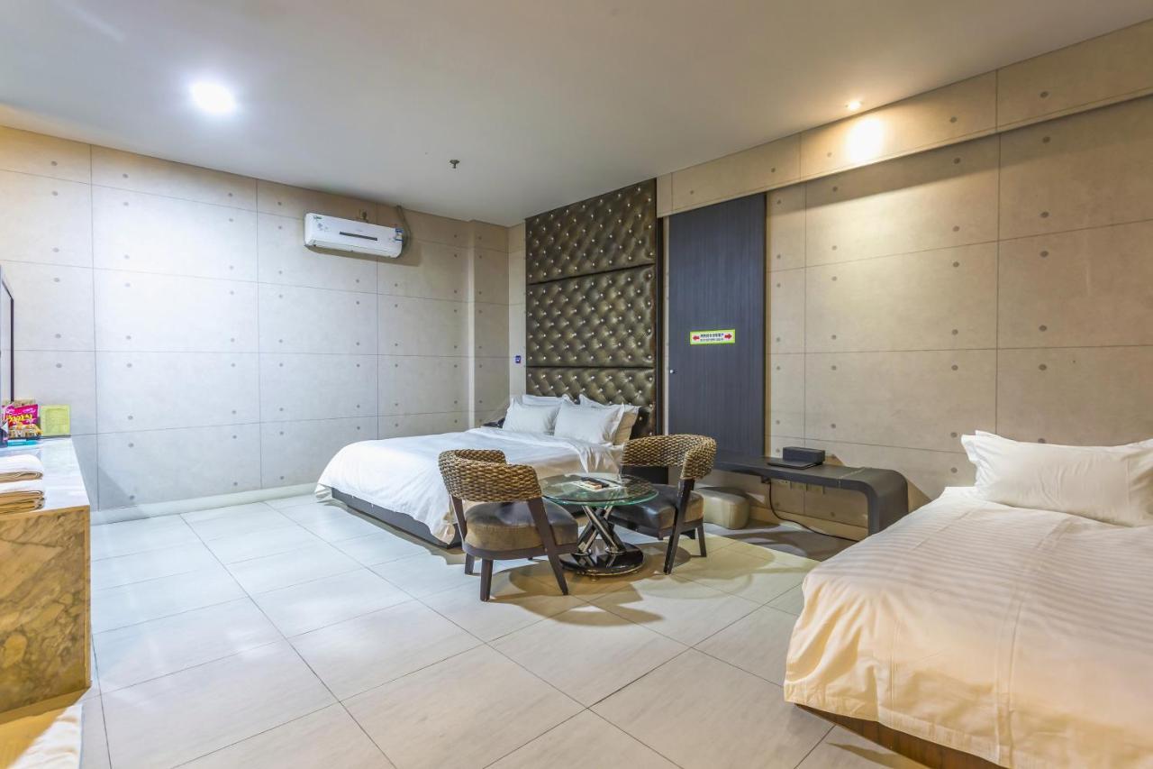 Qingdao Heng Bo Hotel Экстерьер фото